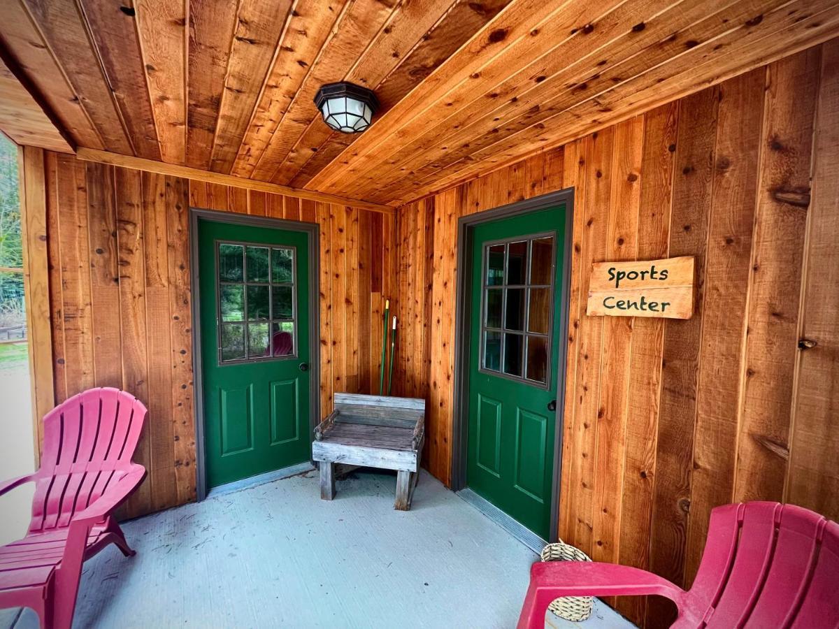 Moss Mountain Inn 컬럼비아 폴스 외부 사진
