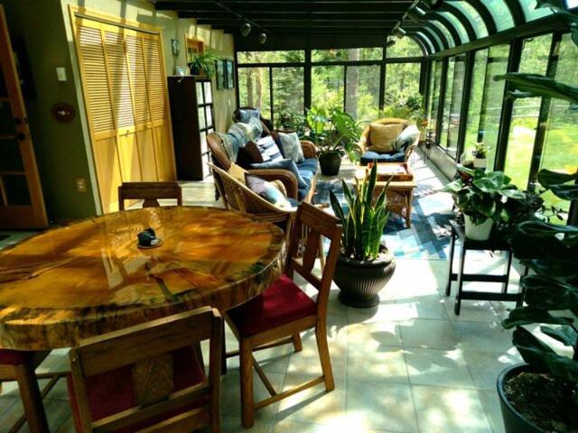 Moss Mountain Inn 컬럼비아 폴스 외부 사진