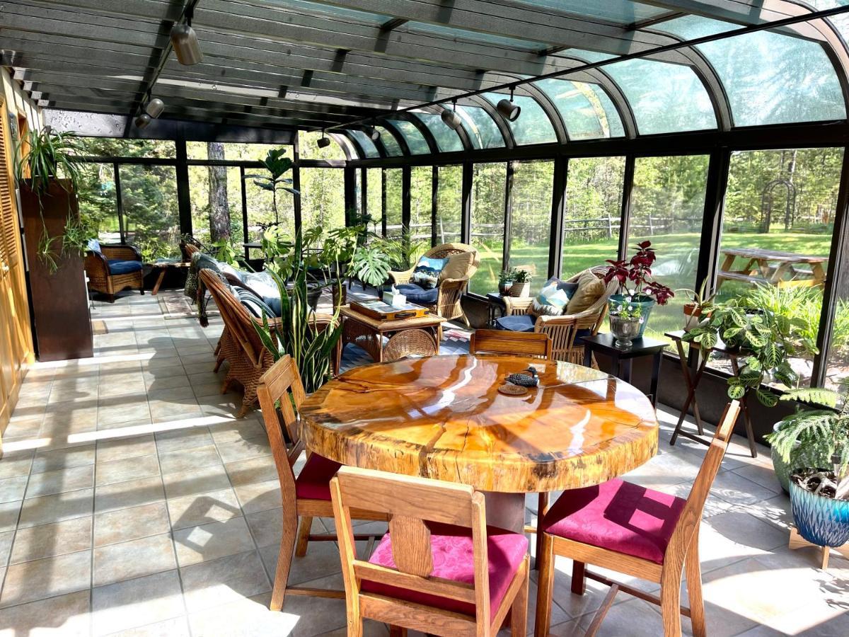Moss Mountain Inn 컬럼비아 폴스 외부 사진