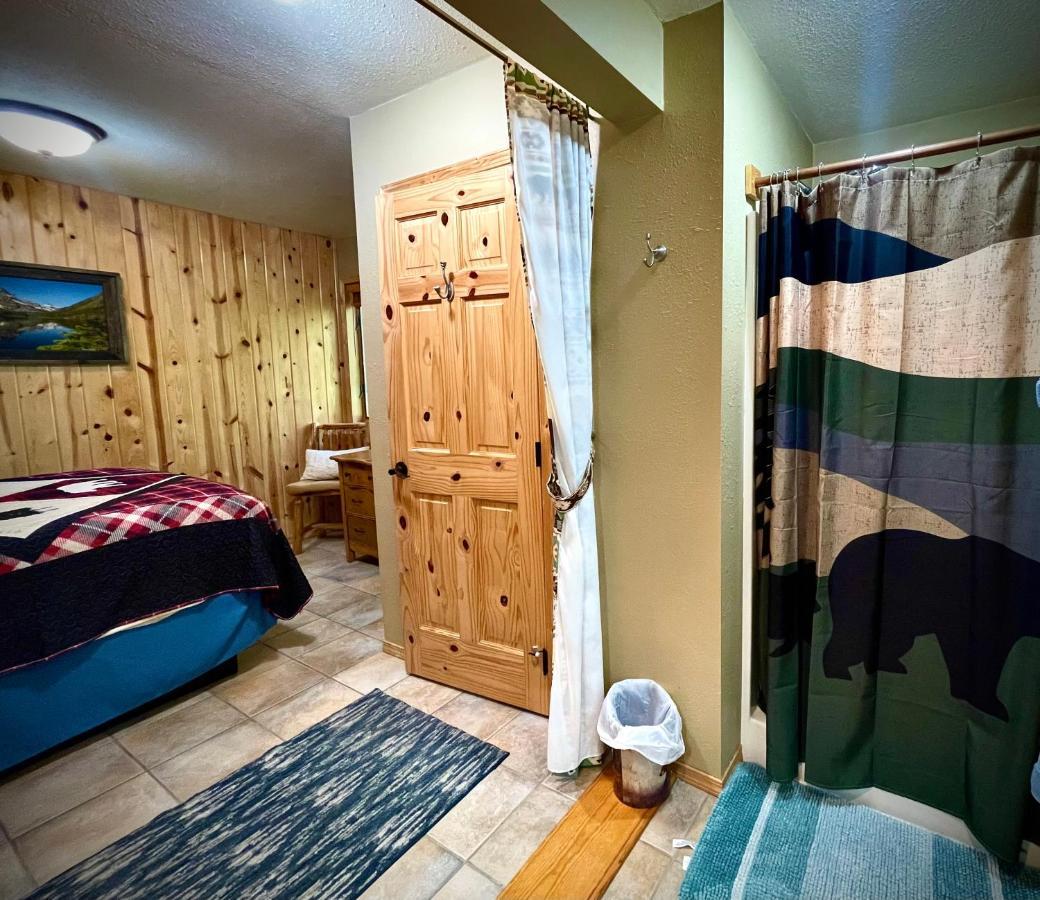 Moss Mountain Inn 컬럼비아 폴스 외부 사진